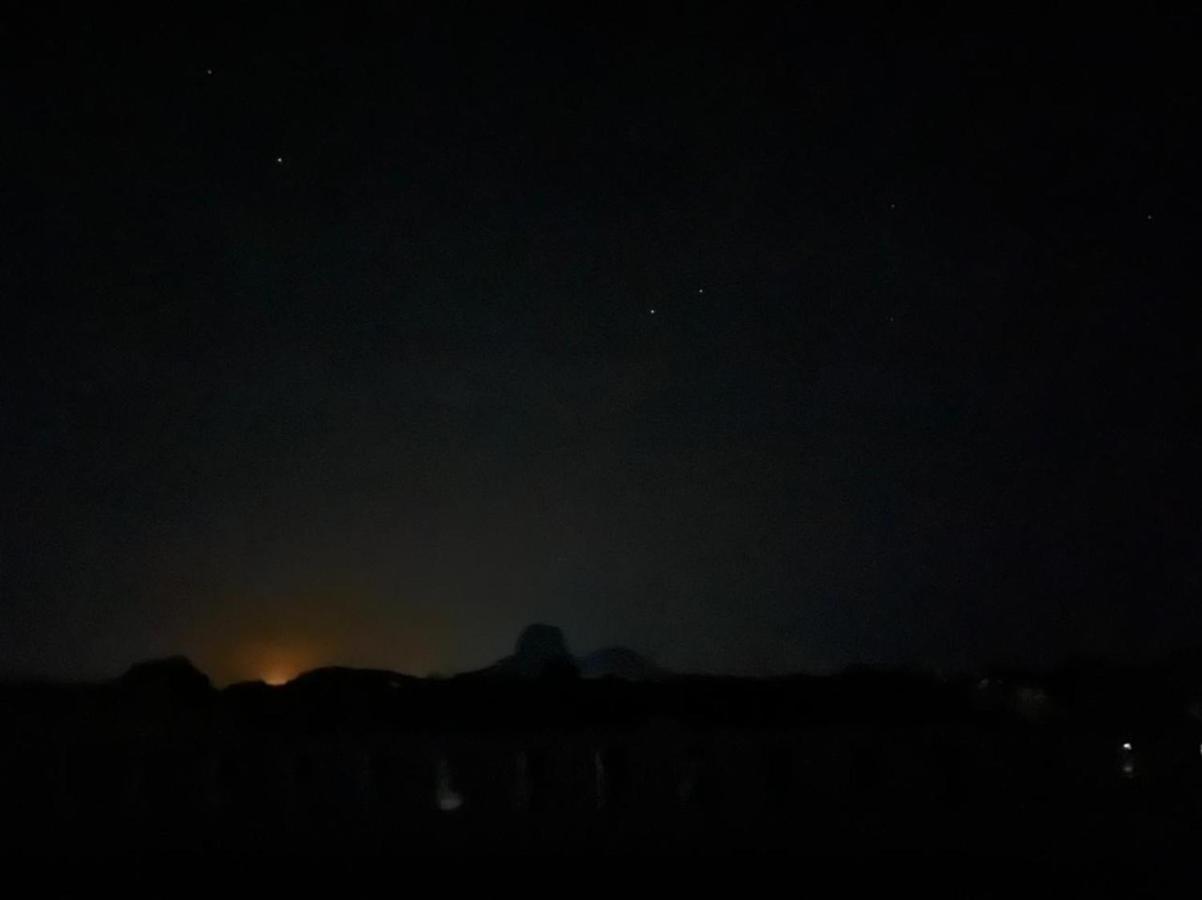 One More Night Hostel Sigiriya Luaran gambar